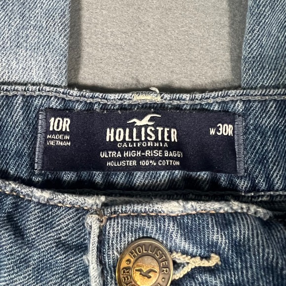 Hollister Ultra High Rise Baggy Jeans Women's Size 10 Reg‎ Distressed Frayed Hem - Picture 3 of 5